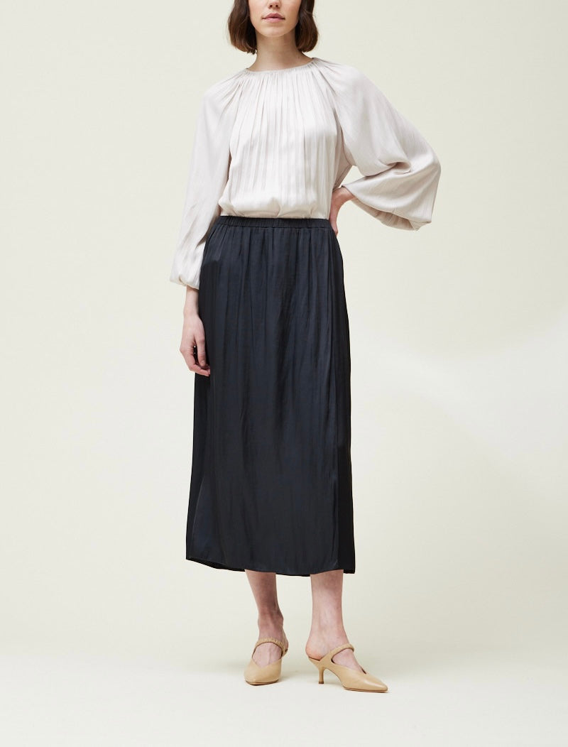 Lumi Skirt in Black