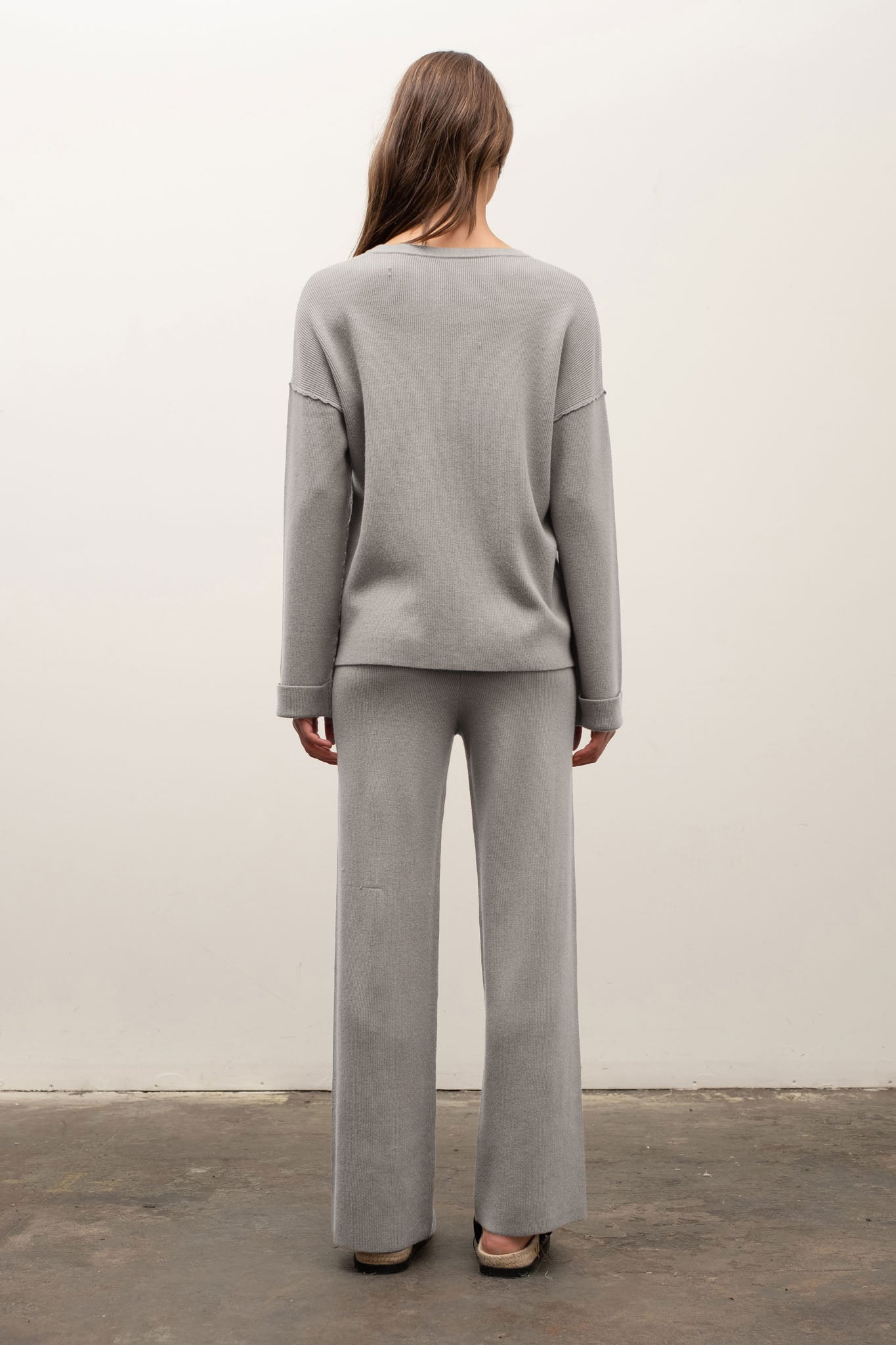 Heather Set in Grey