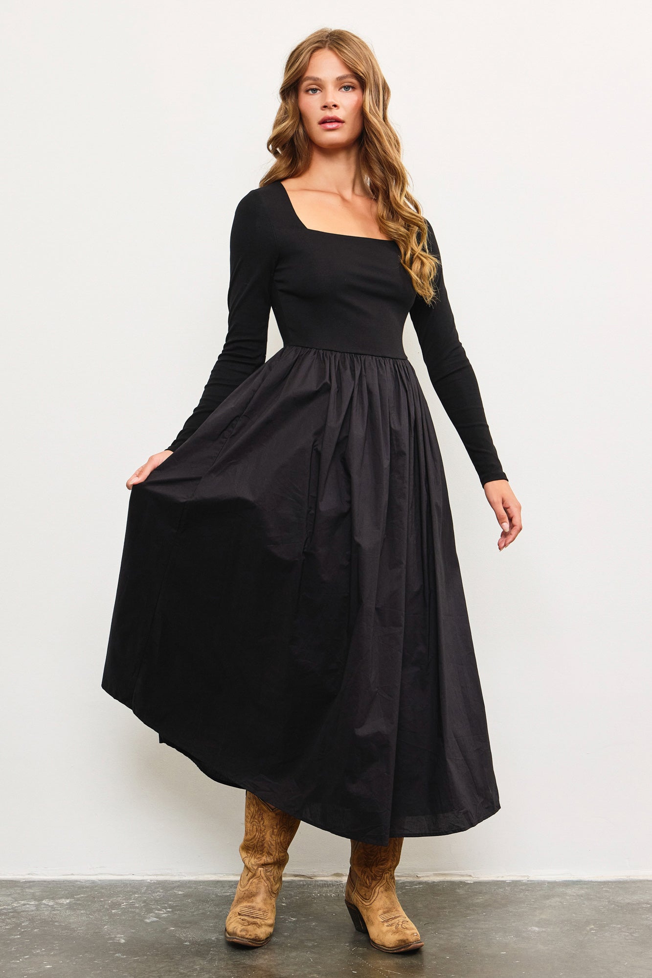 Meadow dress in Black