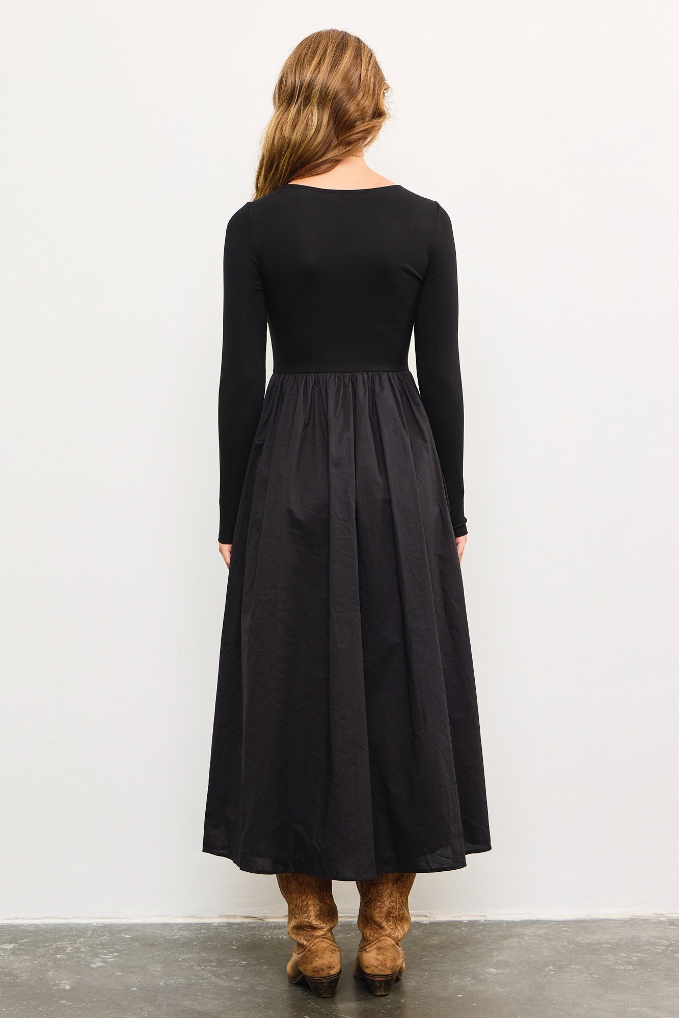Meadow dress in Black