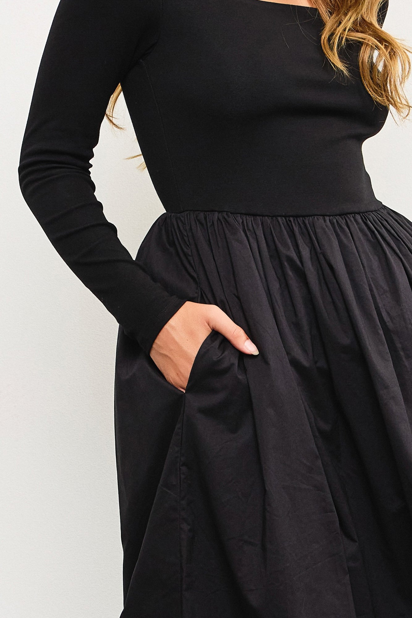 Meadow dress in Black